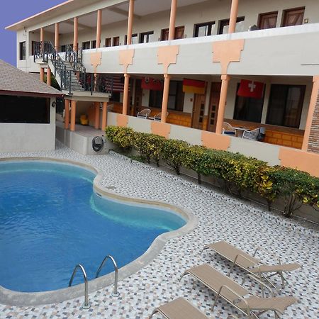 Hotel Garant & Suites Boca Chica Esterno foto