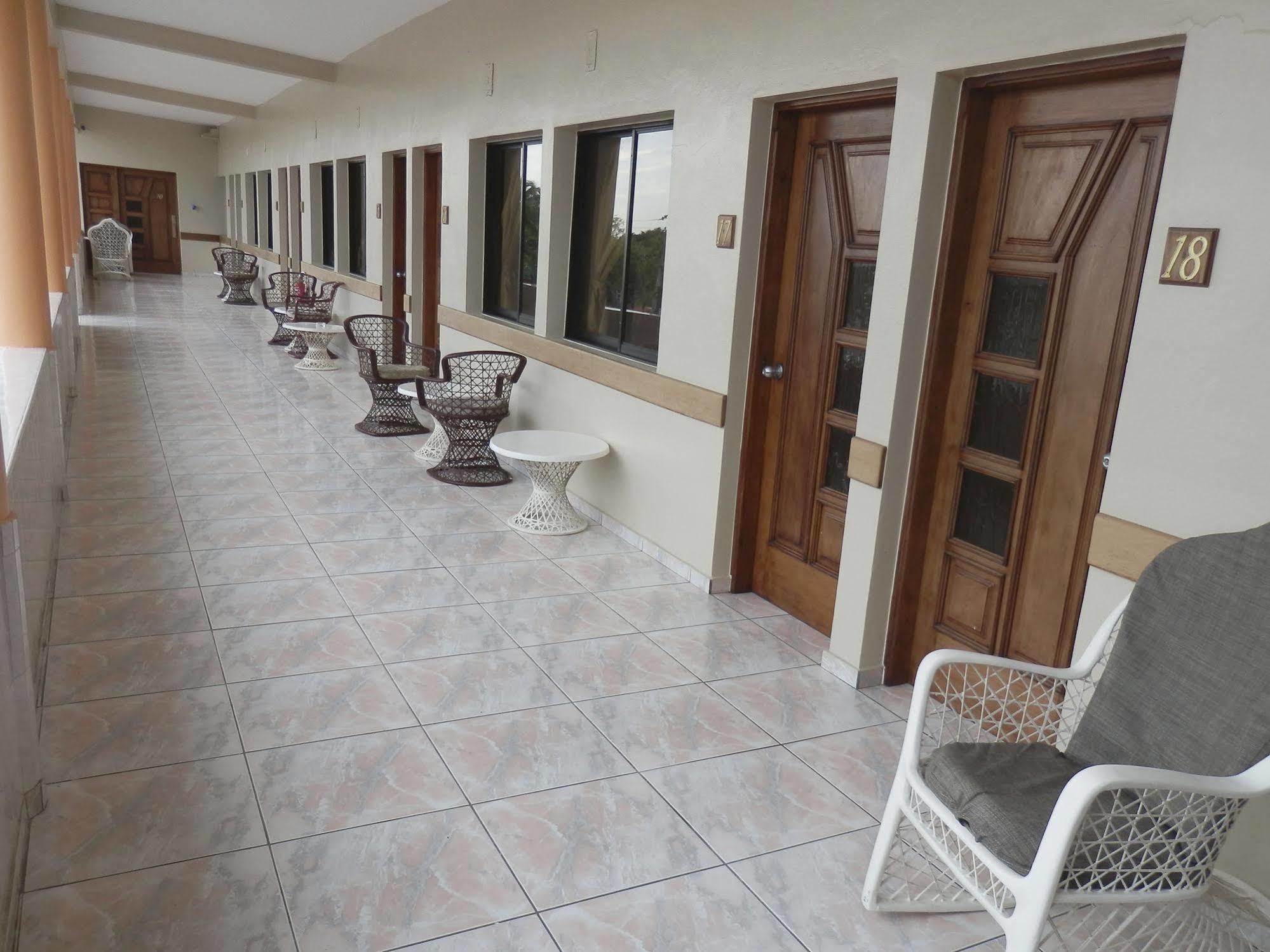 Hotel Garant & Suites Boca Chica Esterno foto