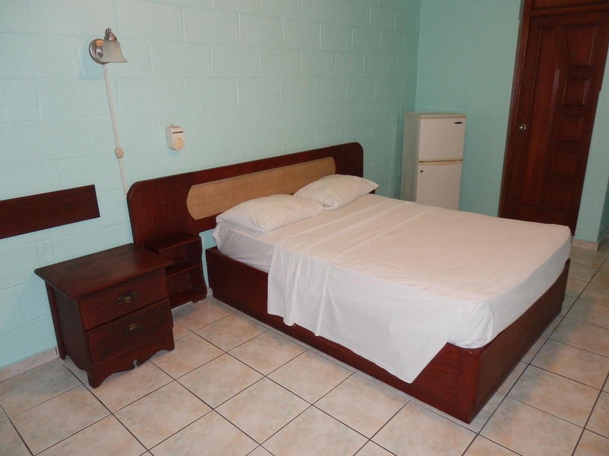 Hotel Garant & Suites Boca Chica Esterno foto