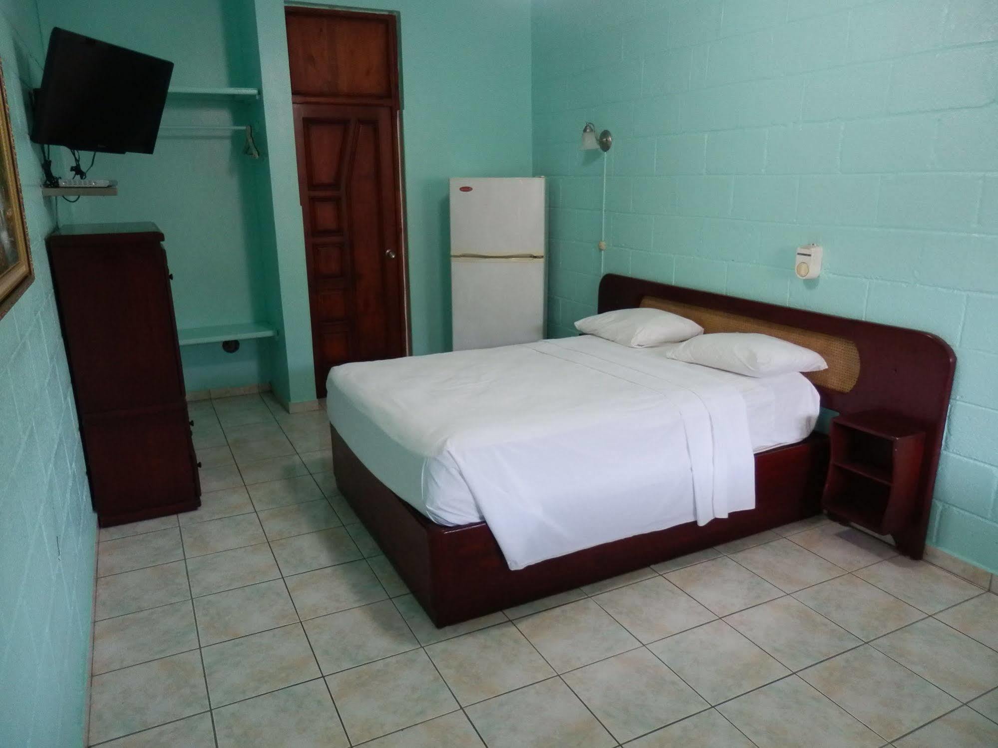 Hotel Garant & Suites Boca Chica Esterno foto